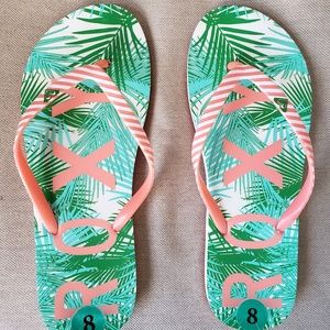 Roxy flip flops
